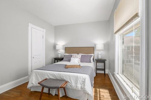 56 Un Ave, Grand Rapids MI 49503-4451 exterior