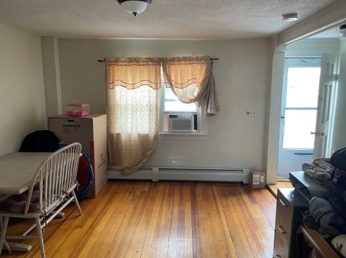 57 Maple Ave, North Andover MA 01845-3613 exterior