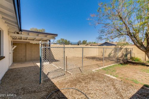 1326 Ivanhoe St, Chandler AZ  85225-5319 exterior