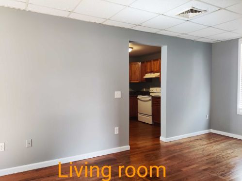 54 Gifford Ave, Poughkeepsie NY  12601-1810 exterior