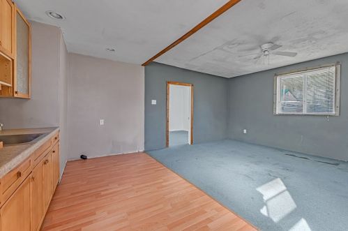 200 Main St, Pittsburgh PA 15215-2447 exterior