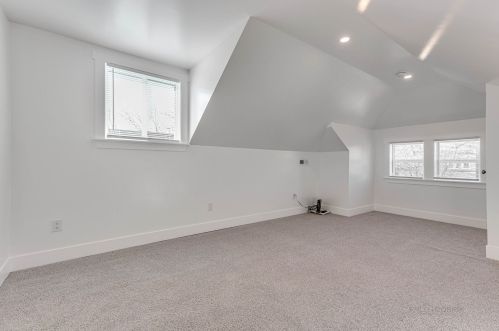 5228 Green St, Chicago IL  60609-6132 exterior