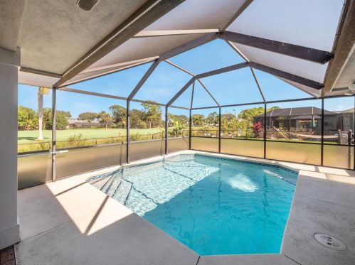 4800 Eagle Dr, Fort Pierce FL 34951-2371 exterior