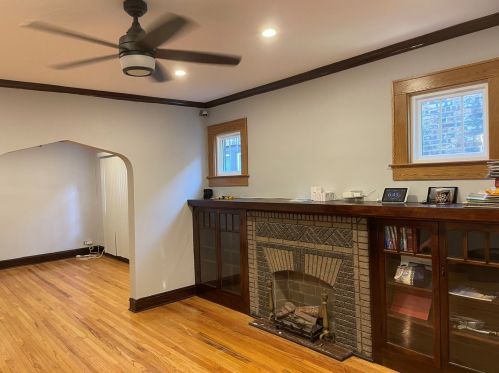 8415 Seeley Ave, Chicago IL 60645-5104 exterior