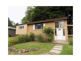 927 Cimarron Dr, Pittsburgh, PA 15235-2609