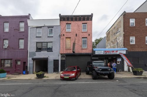 2320 2nd St, Philadelphia PA 19133-3303 exterior