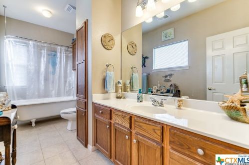 1314 Whispering Water, Spring Branch TX 78070-5613 exterior