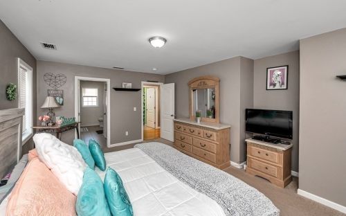 77 Laurence St, Springfield MA 01104-2609 exterior