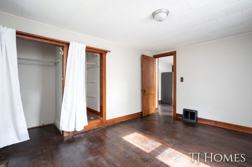 3200 Mona St, Meskegon MI 49444-2746 exterior