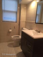 1206 11th St, Philadelphia PA  19122-4105 exterior