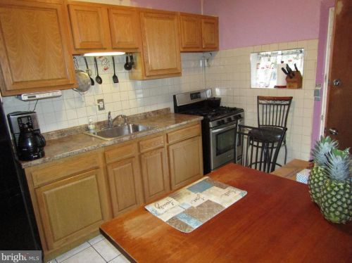 827 58th St, Philadelphia PA  19143-2736 exterior