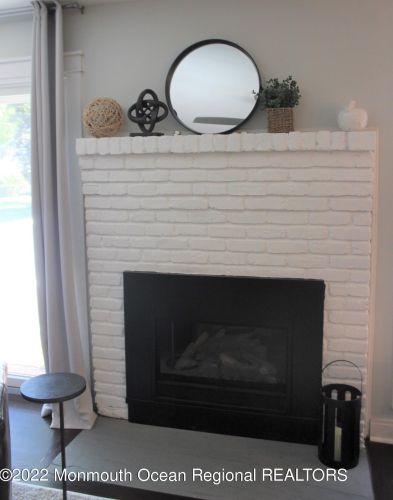 52 4 Winds Dr, Middletown NJ 07748-3141 exterior