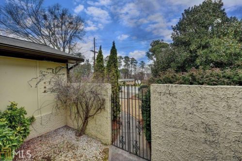 3241 Bunten Rd, Duluth GA 30096-3642 exterior