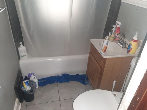 5452 39th St, Milwaukee WI  53209-4612 exterior