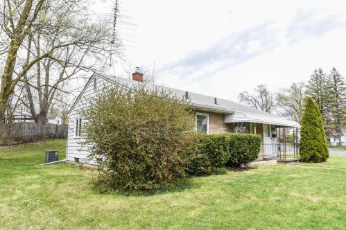 1901 Junction Ave, Kalamazoo MI  49048-1622 exterior