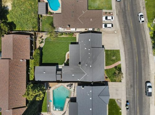 161 Elena Ct, Turlock CA  95380-4233 exterior