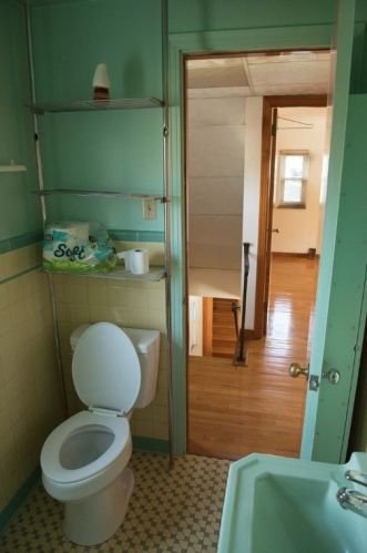 7209 Mcclure Ave, Pittsburgh PA 15218-2307 exterior