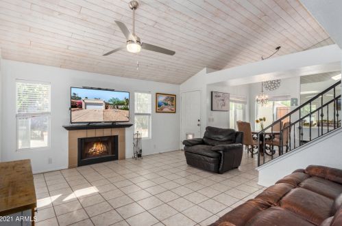 18439 16th Way, Phoenix AZ  85022-1349 exterior