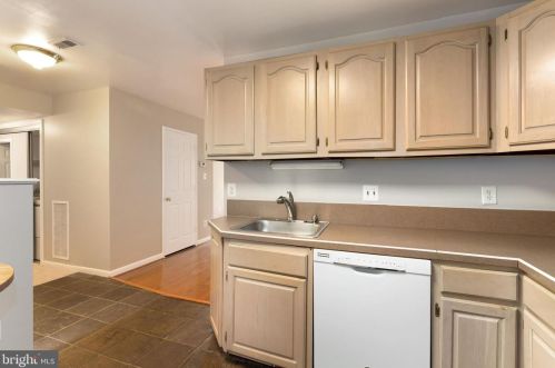 1758 Westwind Way, Mc Lean VA 22102-1612 exterior