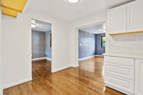 308 Frazier Dr, Pittsburgh PA 15235-5257 exterior