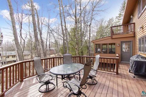 1010 Timberline Ln, Duluth MN 55811-4450 exterior