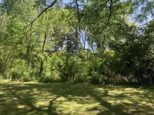 865 Armand Ct, Atlanta, GA 30324-4201