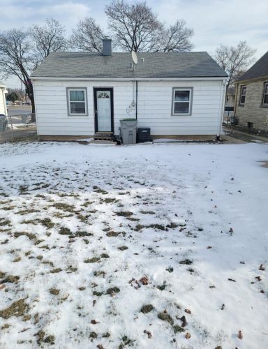 3413 3rd St, Milwaukee, WI 53212-1430