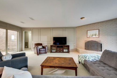 9672 Atherton Dr, Dallas TX 75243-6135 exterior