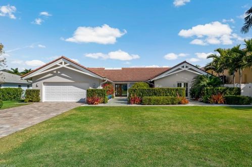 253 Conners Ave, Naples FL 34108-2124 exterior