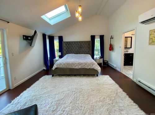 68 Pratt Rd, Killingly CT 06241-1740 exterior