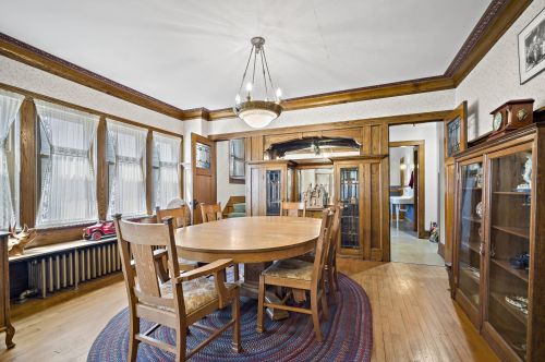 2133 28, Milwaukee WI 53215-2423 exterior