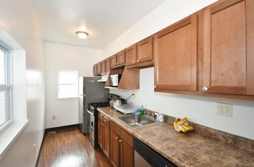 224 Ophelia St, Pittsburgh PA 15213-4230 exterior