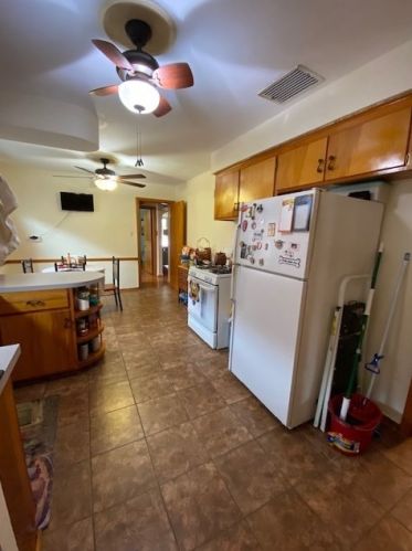 6453 Kenneth Ave, Chicago IL 60712-4709 exterior