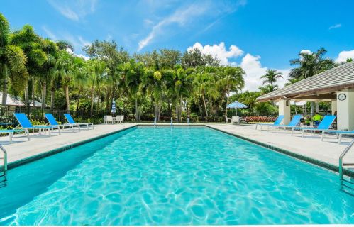 5256 Boca Marina Cir, Boca Raton FL  33487-5247 exterior