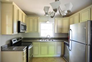 827 Glendora Dr, Charlotte NC  28212-5521 exterior