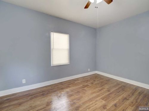 125 Temple St, Paterson NJ 07522-1354 exterior