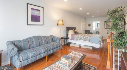 1709 Ellsworth St, Philadelphia PA 19146-3011 exterior