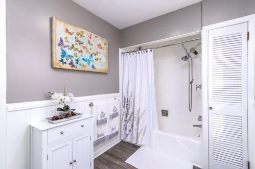 146 Dover St, Providence RI  02908-3932 exterior