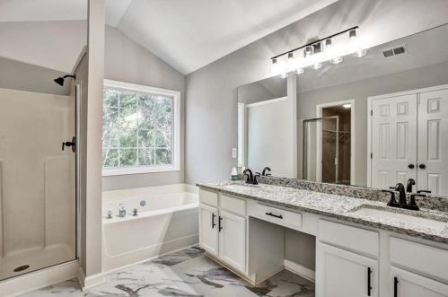 1047 Willow Crst Lndg, Austell GA 30168-5737 exterior