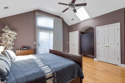 3419 Kolmar Ave, Chicago IL 60712-4703 exterior