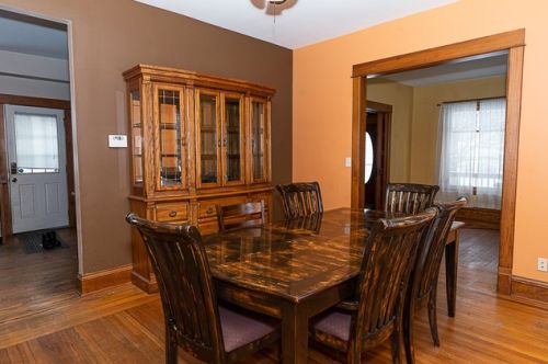 905 Tappan St, Bull Valley IL 60098-2451 exterior