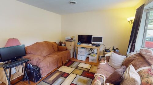 103 Madeleine Ave, Woonsocket RI 02895 exterior