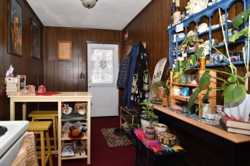 832 Elm St, Woonsocket RI 02895-3507 exterior