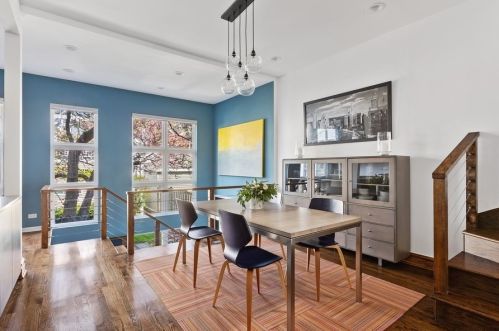 3711 Hermitage Ave, Chicago IL 60613-3509 exterior