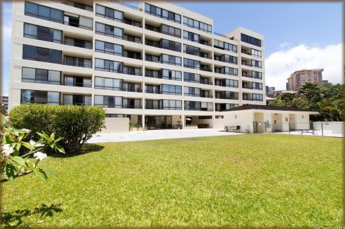 1054 Green St, Honolulu HI  96822-3601 exterior