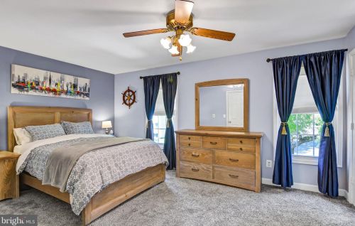 6121 Joust Ln, Alexandria VA 22315-4808 exterior