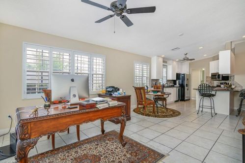 4596 Pasadena Ct, Naples FL 34109-1371 exterior