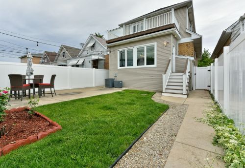 4944 Merrimac Ave, Chicago IL  60638-1304 exterior