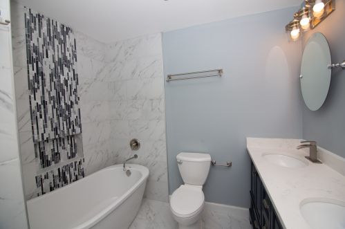 3638 Calumet Ave, Chicago IL  60653-1104 exterior