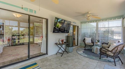 9018 Gln Moor Ln, Port Richey FL 34668-4945 exterior